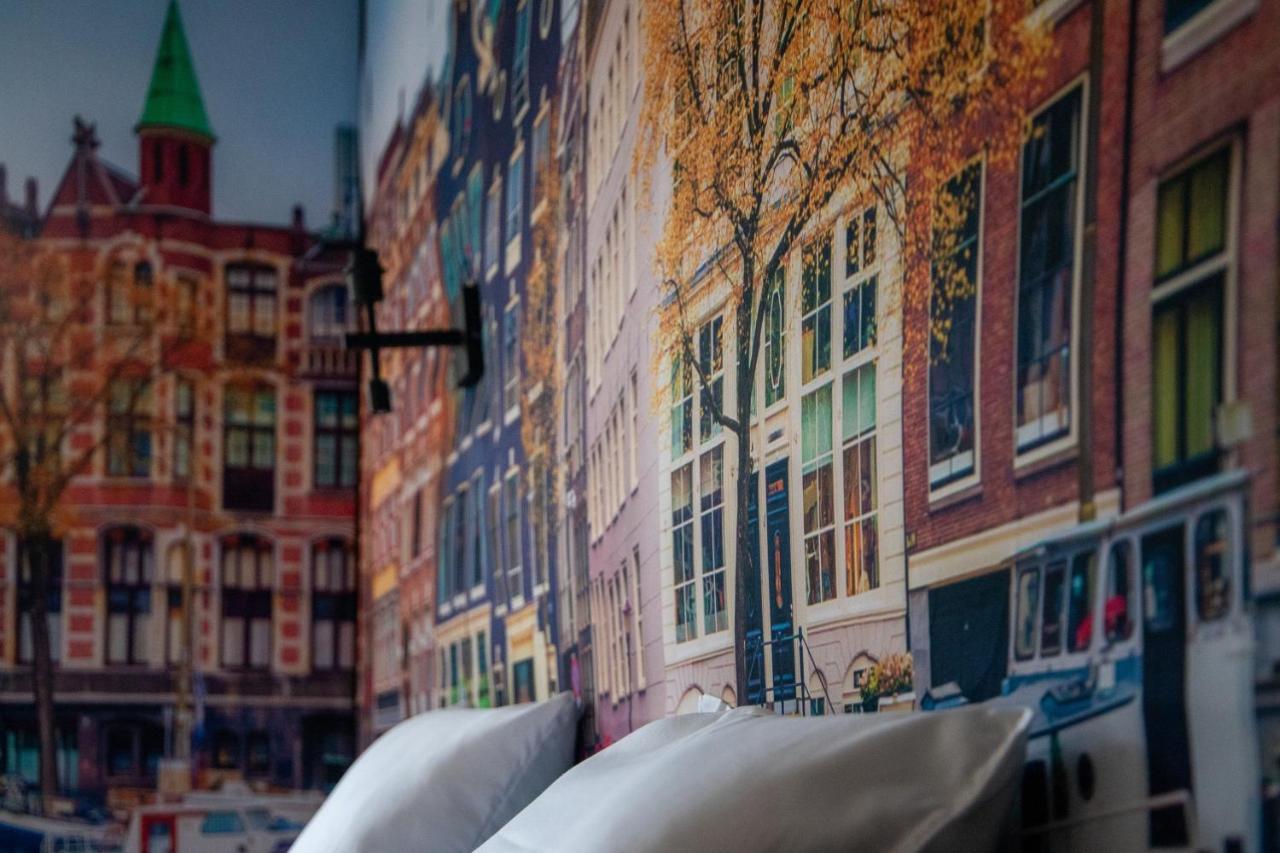 Hotel Four Гелдроп Екстериор снимка